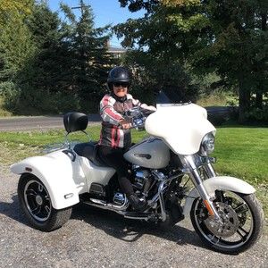 Meet your Posher, Marie france